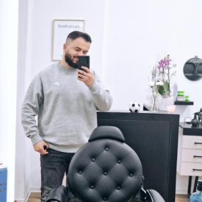 Professioneller Herrenhaarschnitt bei Master Cut Neuwied